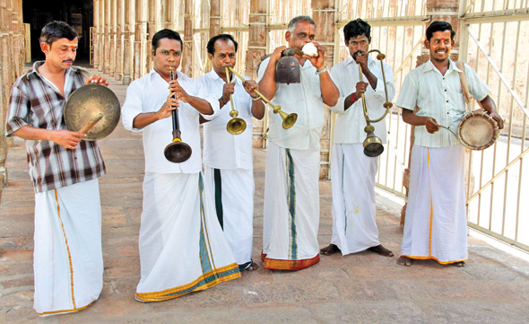 Kungumam magazine, Kungumam weekly magazine, Tamil Magazine Kungumam, Tamil magazine, Tamil weekly magazine, Weekly magazine